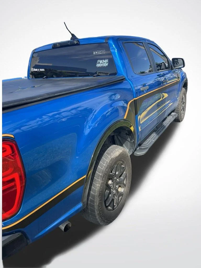 Used 2023 Velocity Blue Metallic Ford XLT image 5