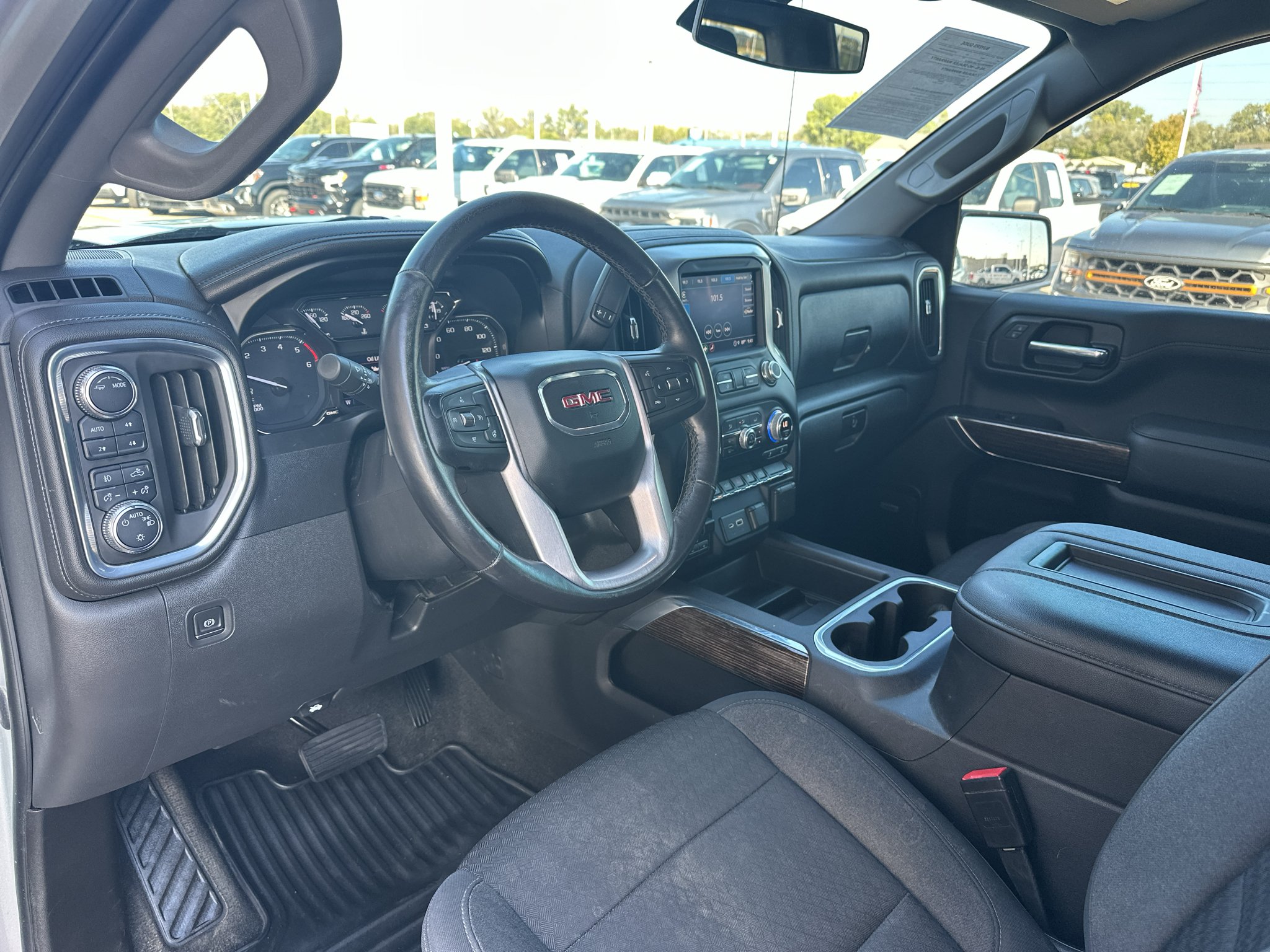 Used 2021 Quicksilver Metallic GMC Elevation image 2