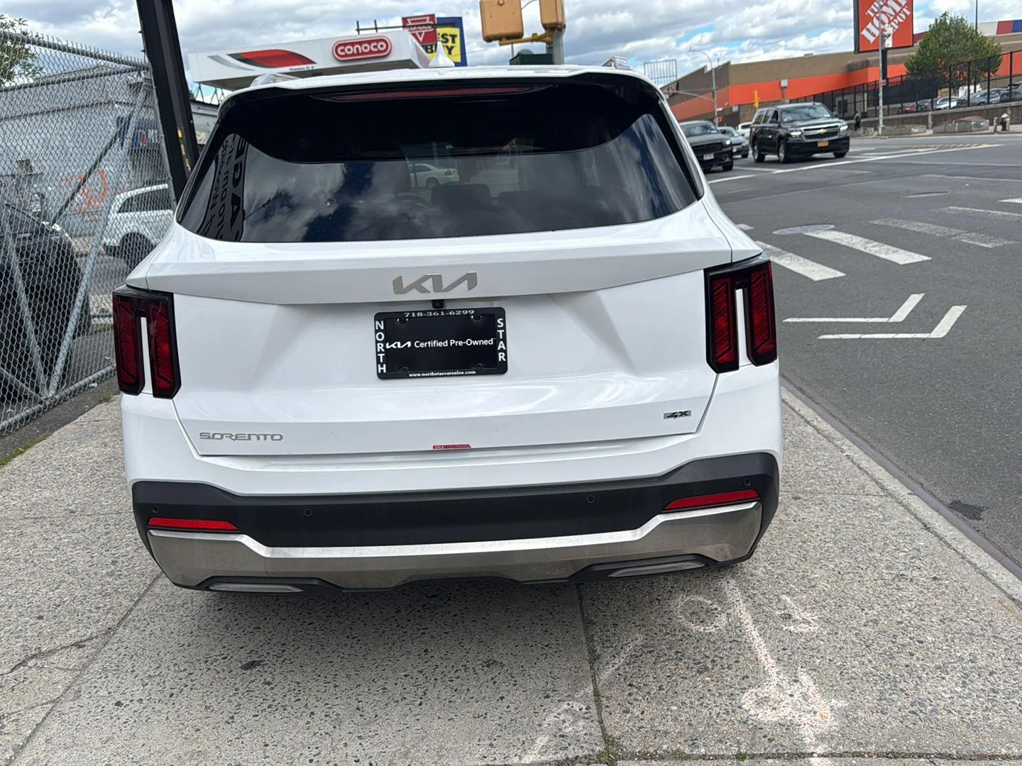 2025 Kia Sorento S - Photo 3
