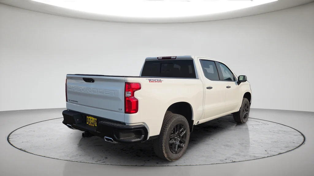 2026 Chevrolet Silverado 1500 LT Trail Boss - Photo 6