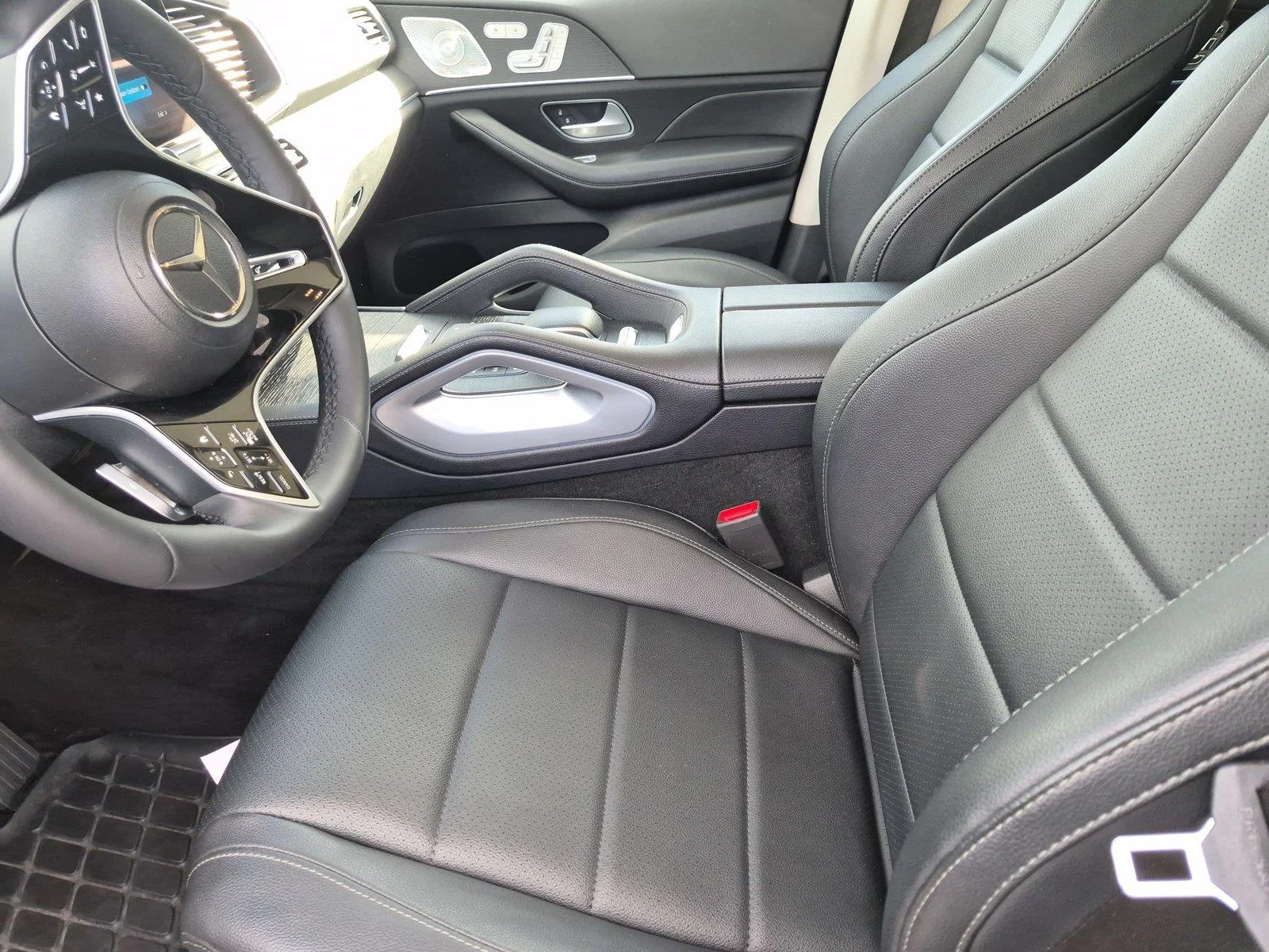 Used 2024 Twilight Blue Metallic Mercedes-Benz GLS 450 image 17