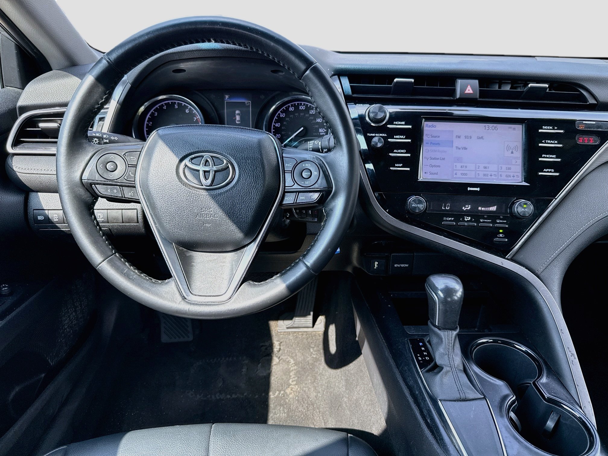 Used 2020 Celestial Silver Metallic Toyota SE image 20