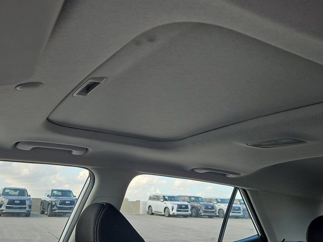 2025 Hyundai Venue SEL - Photo 25