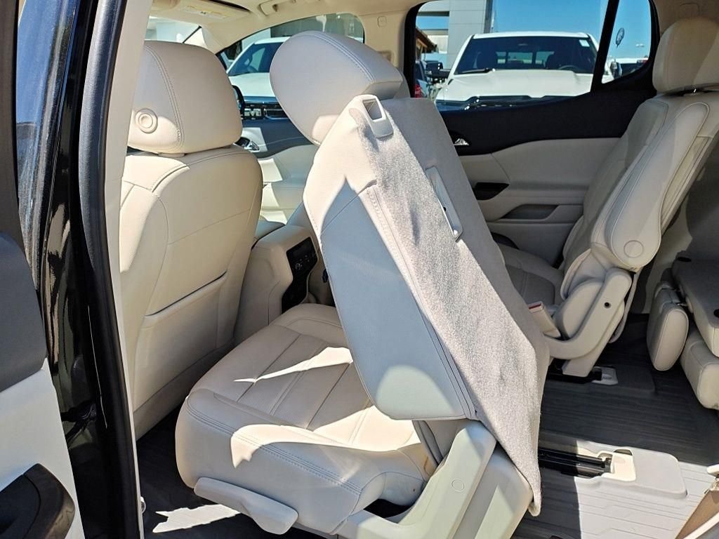 Used 2023 Black GMC Denali image 29