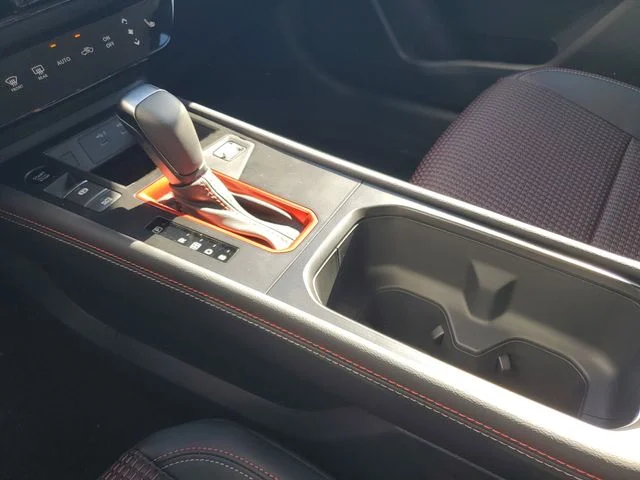 2026 Nissan KICKS SR - Photo 8