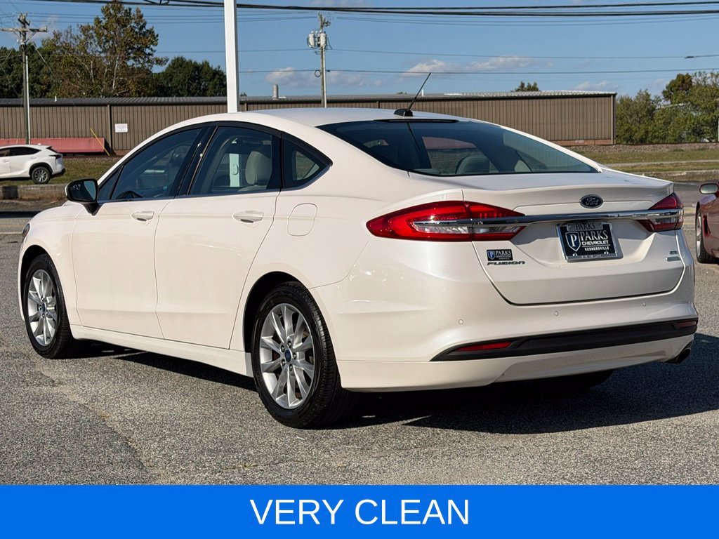 Used 2017 White Ford SE image 3