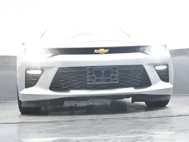 Used 2018 Silver Chevrolet SS image 37