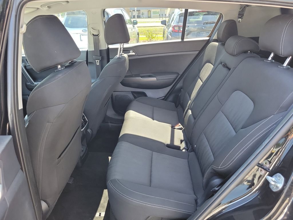 Used 2022 Red Kia LX image 15