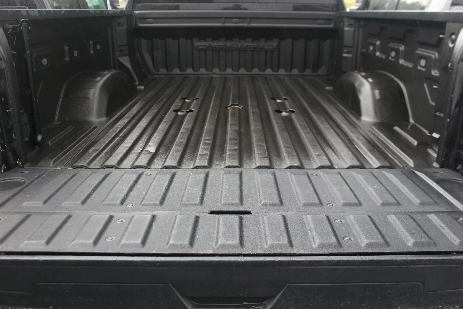 Used 2023 Ebony Twilight Metallic GMC Denali image 13