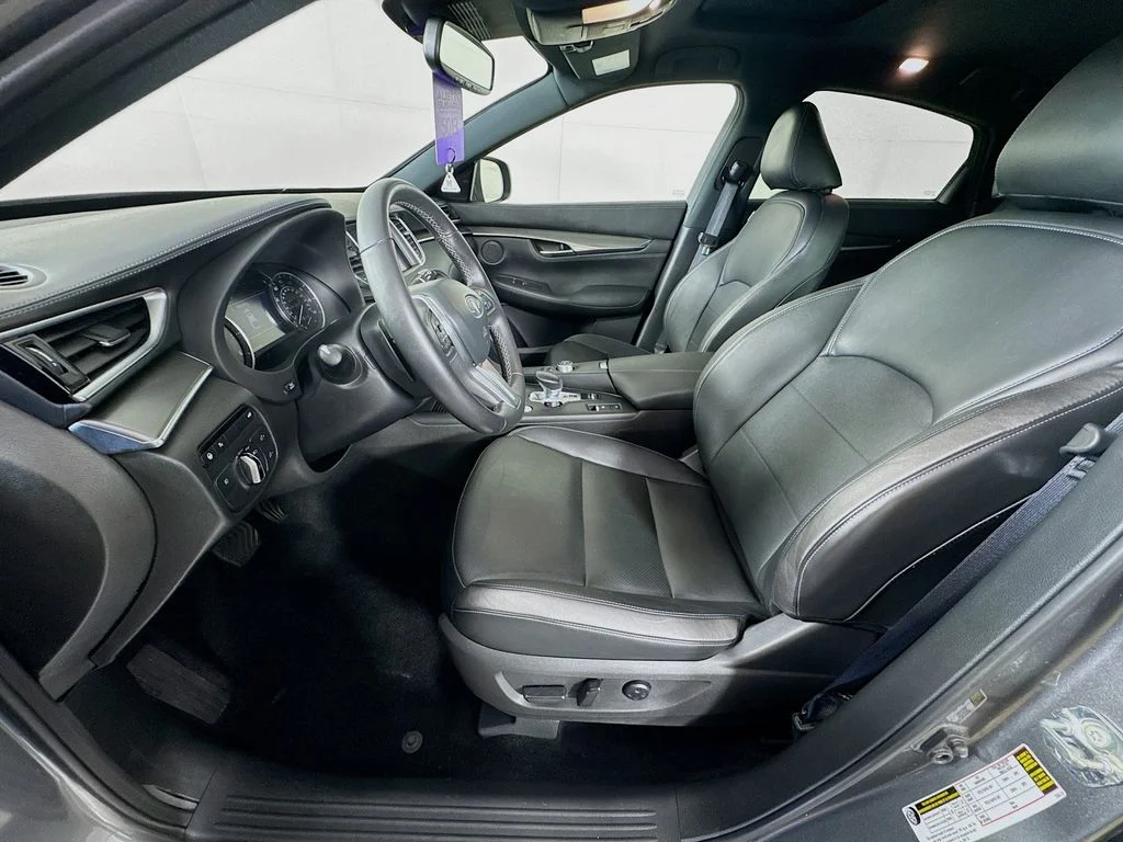 Certified Used 2023 Gray INFINITI LUXE image 25
