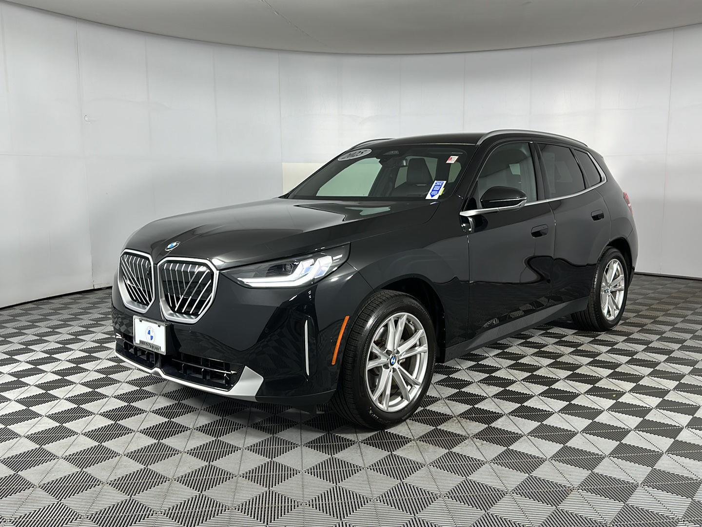 Certified Used 2025 Black Sapphire Metallic BMW 30 xDrive image 7