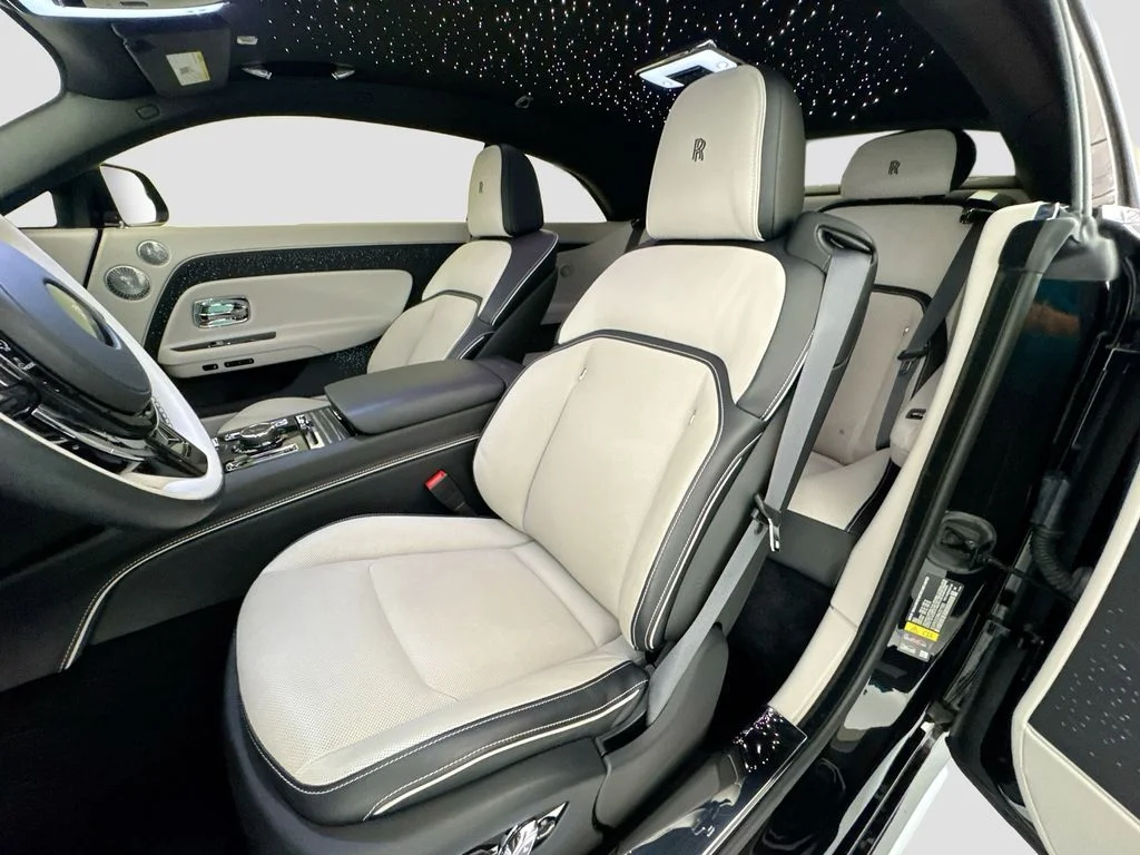 Used 2024 Black Rolls-Royce  image 22