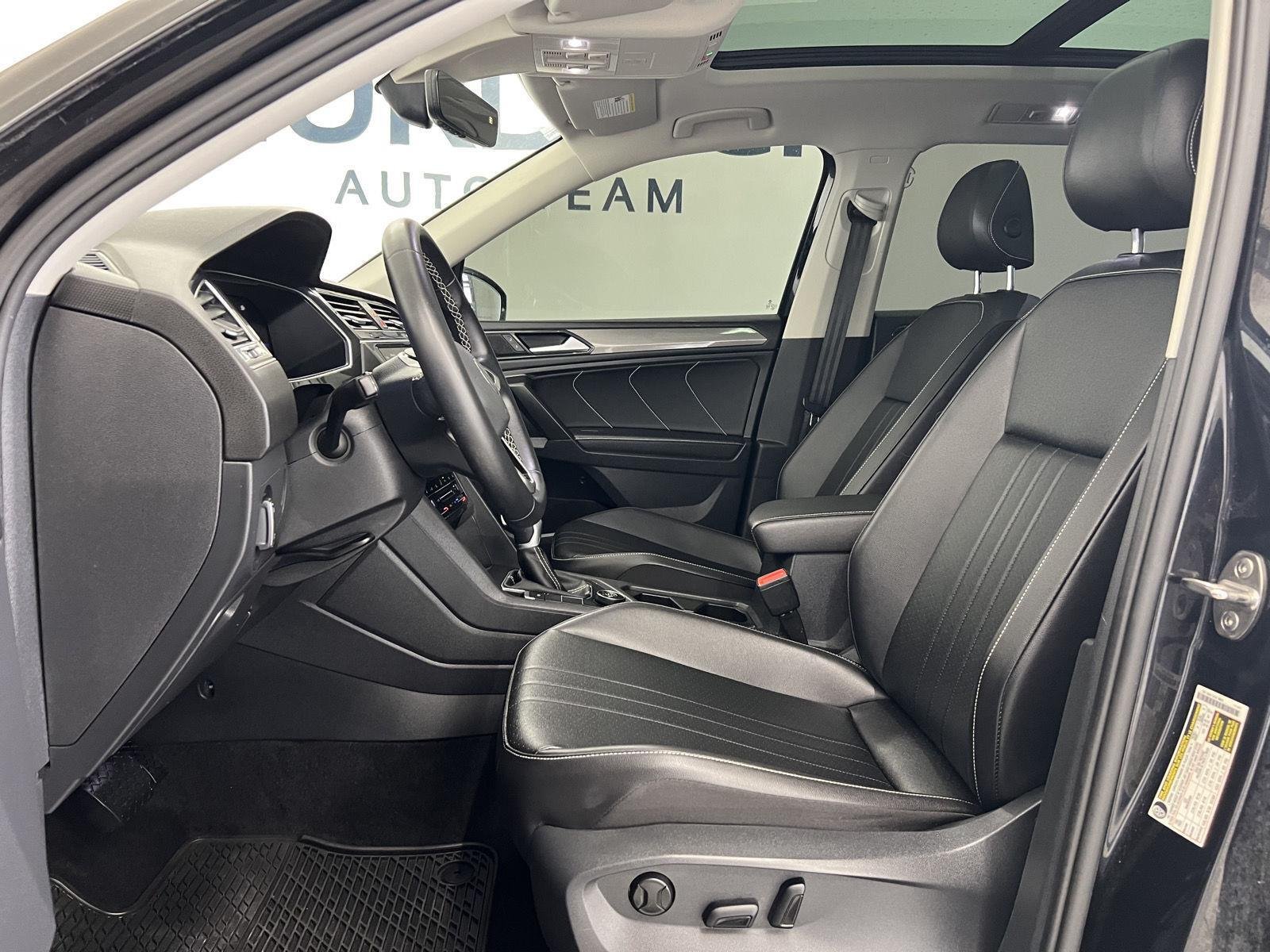 2022 Volkswagen Tiguan SE - Photo 12