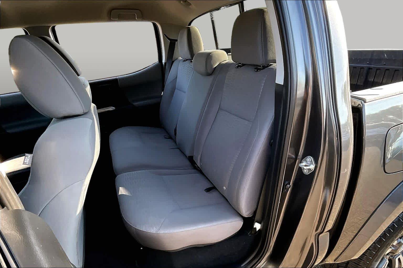Used 2017 Magnetic Gray Metallic Toyota SR5 image 20