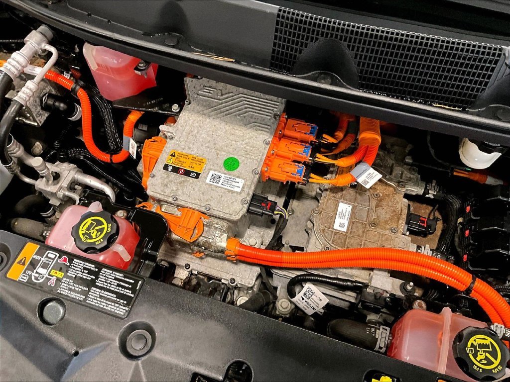 Used 2018 Gray Chevrolet Premier image 35