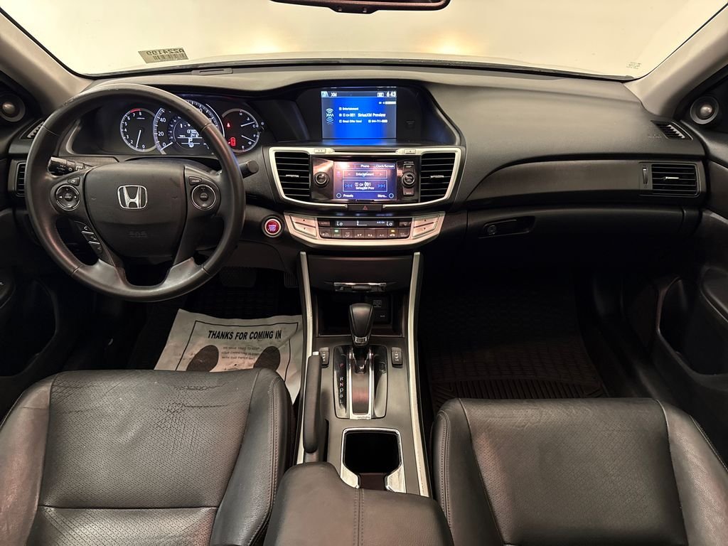 Used 2014 Alabaster Silver Metallic Honda EX-L image 12