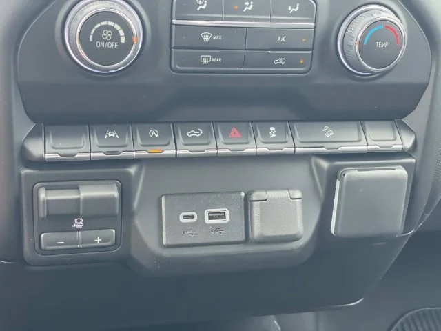 2026 Chevrolet Silverado 1500 Custom Trail Boss - Photo 28