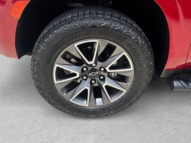 Used 2024 Radiant Red Tintcoat Chevrolet Z71 image 23