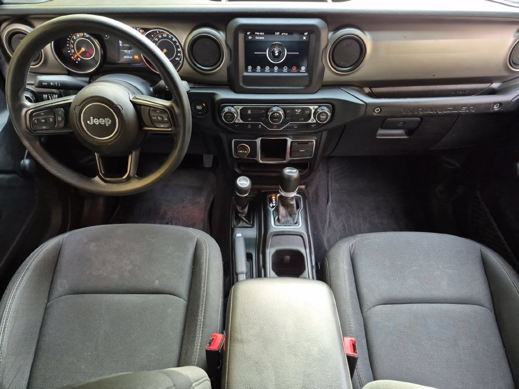 Used 2019 Gray Jeep Sport image 19