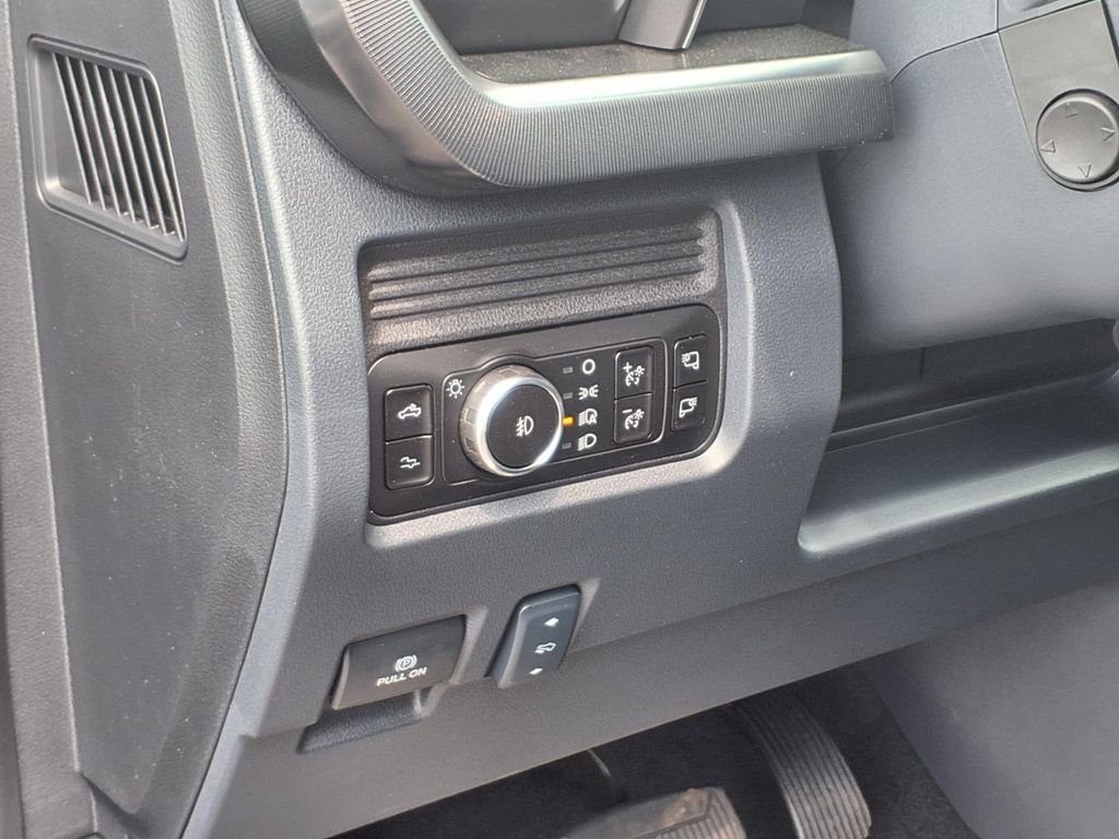 New 2026 Agate Black Metallic Ford F-350® Platinum® image 13