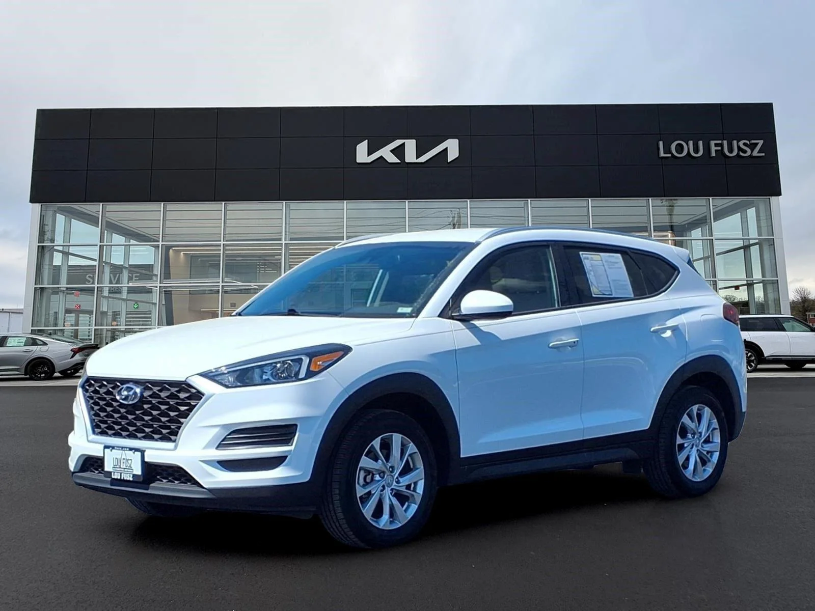 Used 2020  HYUNDAI VALUE FWD image 1