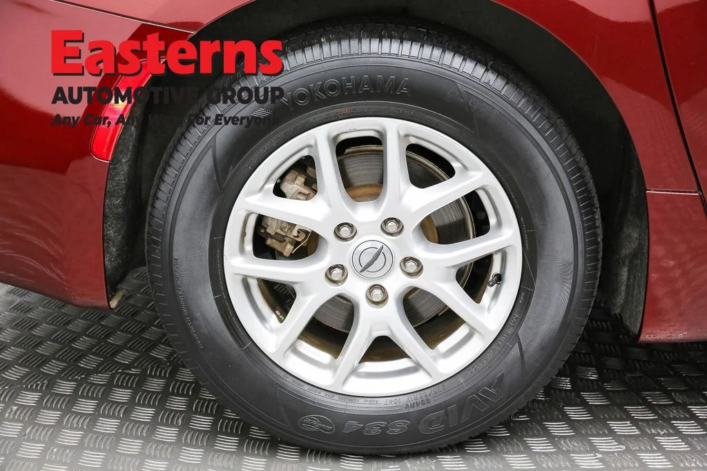 Used 2023 Red Chrysler LX image 27