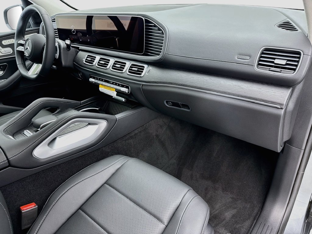 New 2026 Selenite Grey Metallic Mercedes-Benz GLS 450 image 16