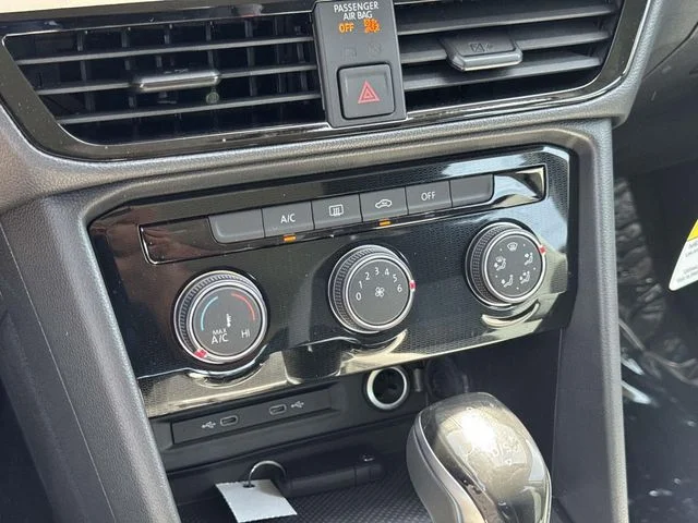 New 2027 Gray Volkswagen 1.5T S image 20
