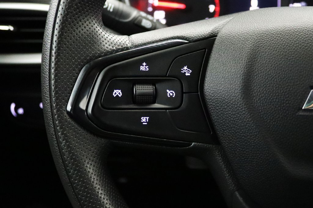 2023 Chevrolet TrailBlazer LS - Photo 19