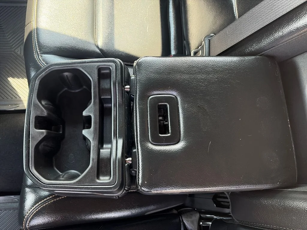 Used 2024 Gray Jeep Sahara image 44