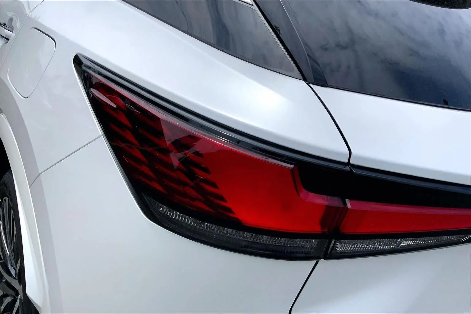 New 2026 Eminent White Pearl Lexus PREMIUM PLUS image 14