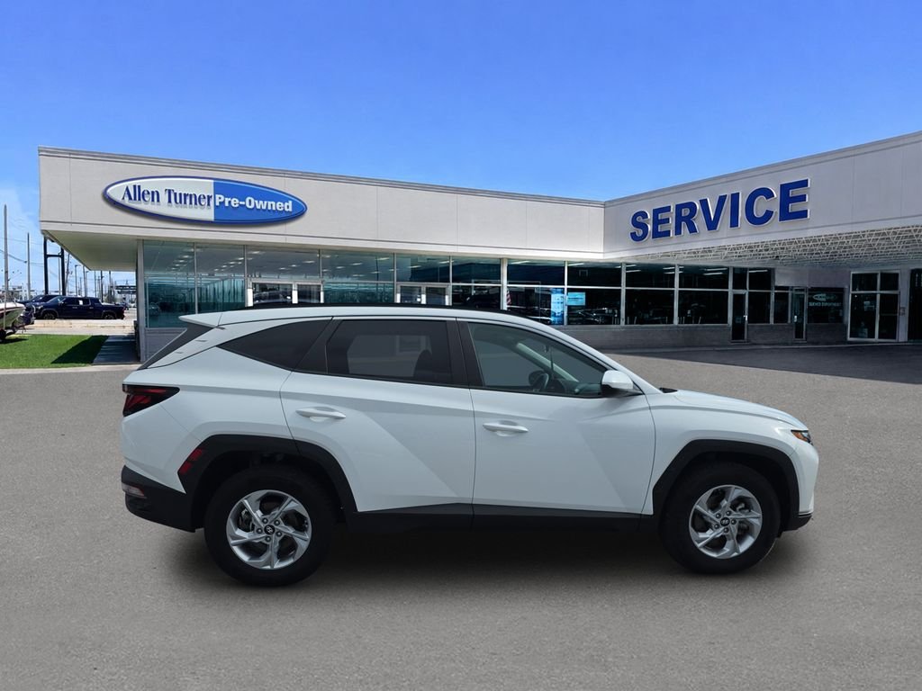 Used 2024 White Pearl Hyundai SEL image 9