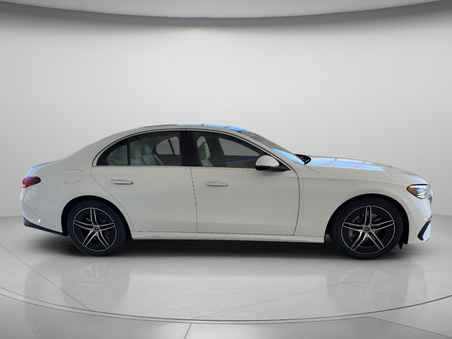 Certified Used 2026 Polar White Mercedes-Benz E 450 image 6