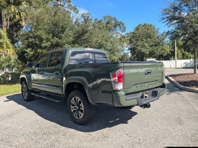 Certified Used 2022 Green Toyota SR5 image 4
