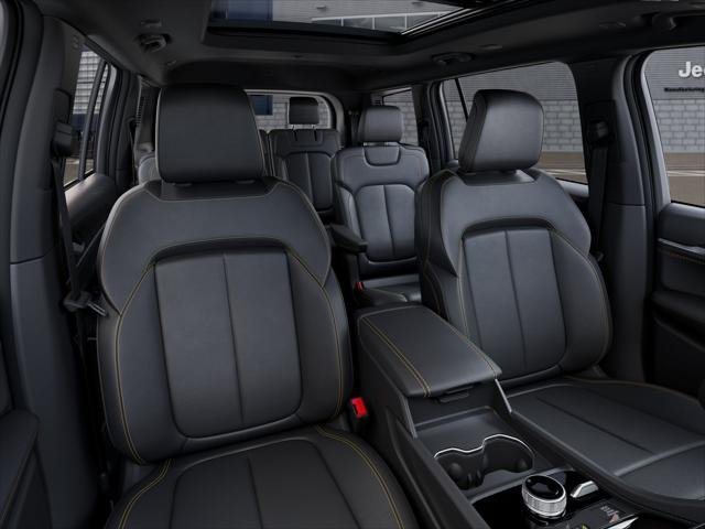 New 2026 Bright White Clear-Coat Exterior Paint Jeep Limited image 9