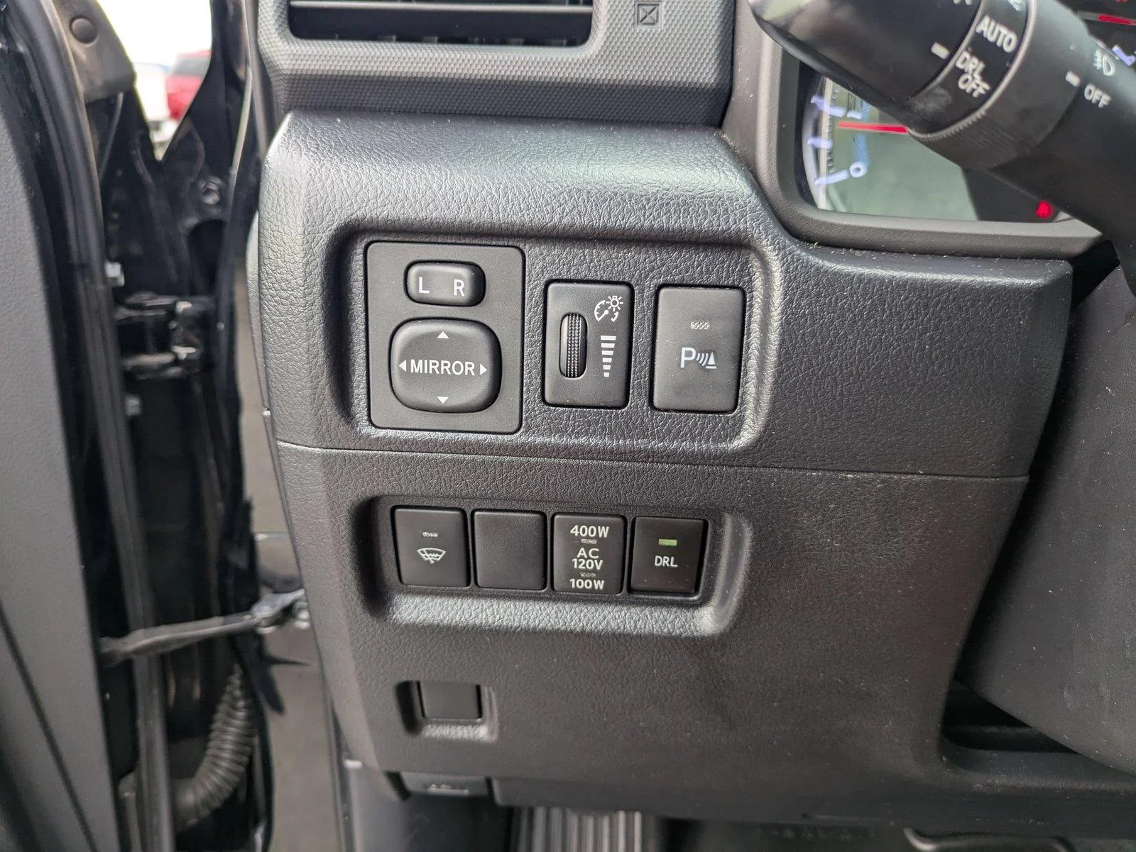 Used 2019 Midnight Black Metallic Toyota Limited image 12
