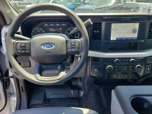 New 2026 Oxford White Ford XL image 16