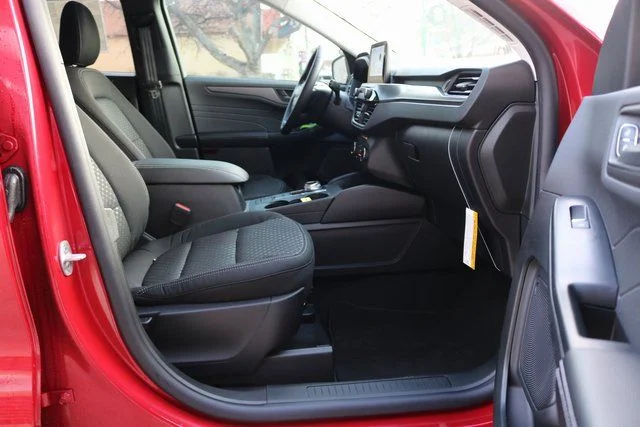 New 2026 Rapid Red Metallic Tinted Clearcoat Ford Active® image 25