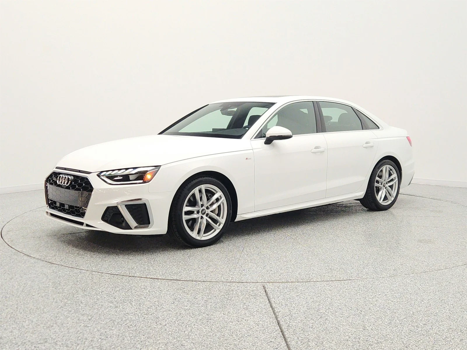 2023 Audi A4 45 TFSI Premium Plus quattro S tronic's photo