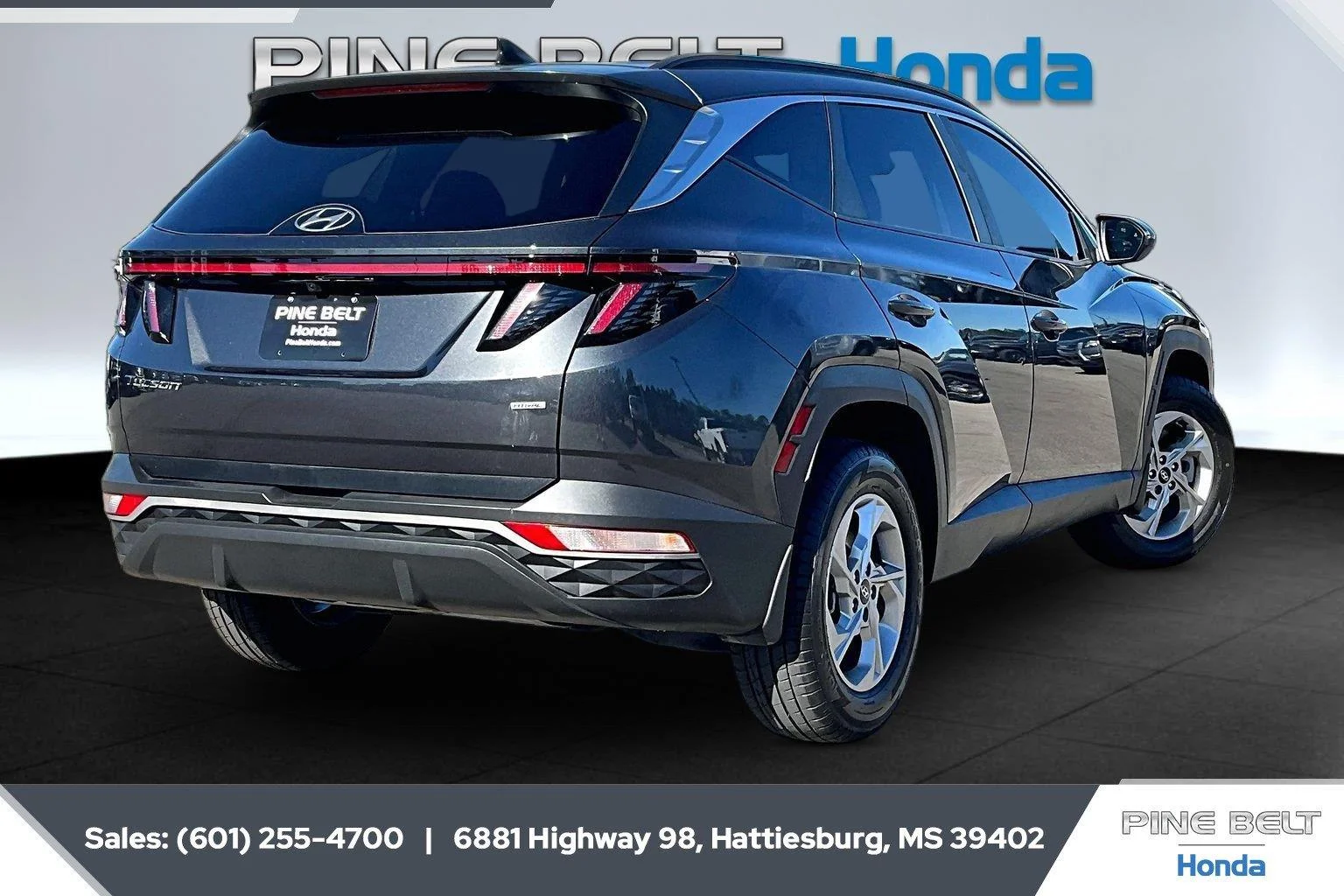 Used 2023 Portofino Gray Hyundai SEL image 11