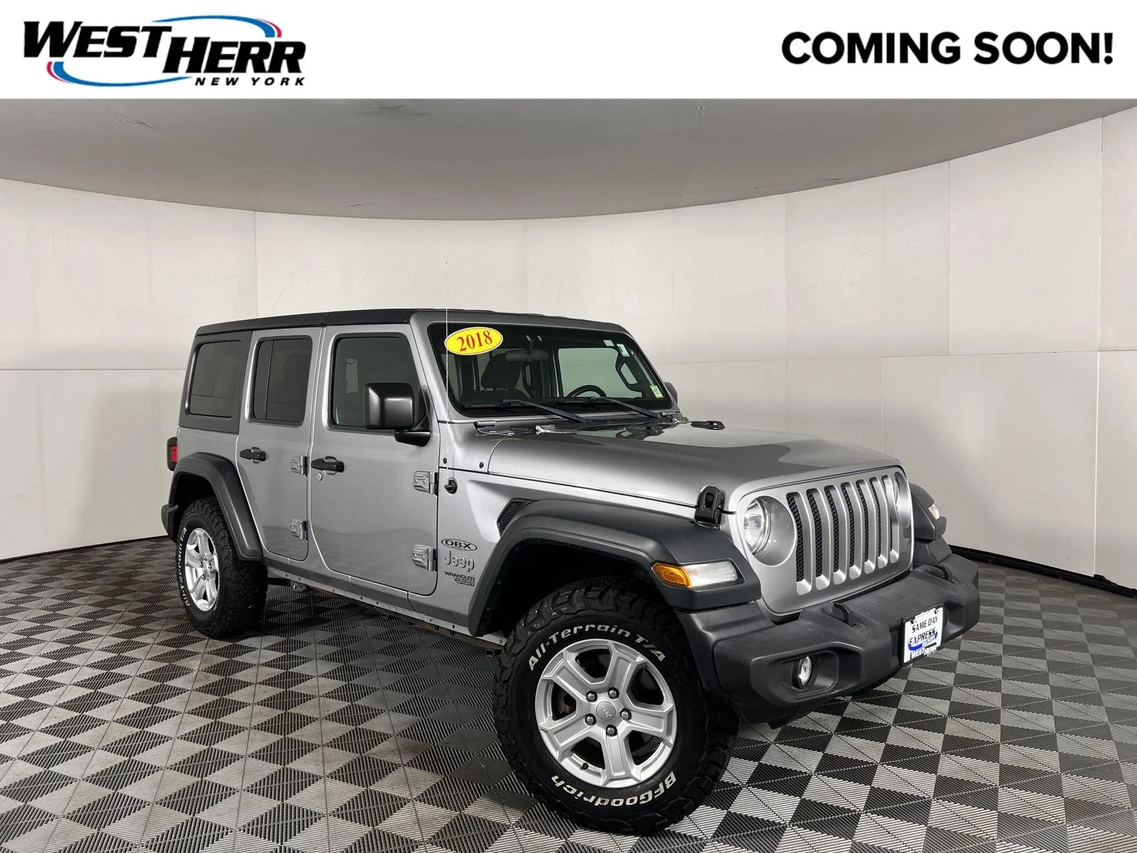 Used 2018 Billet Silver Metallic Clearcoat Jeep Sport S image 1