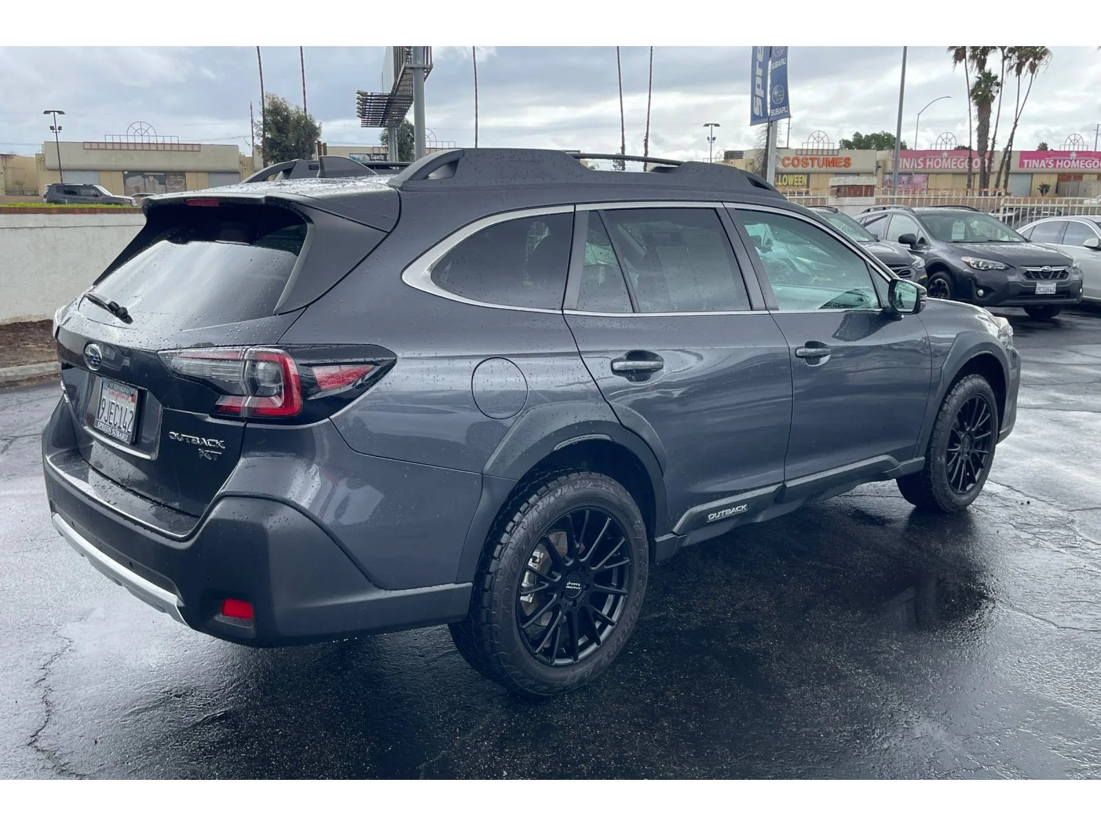 Used 2024 MAGNETITE GRAY ME Subaru Limited XT image 5