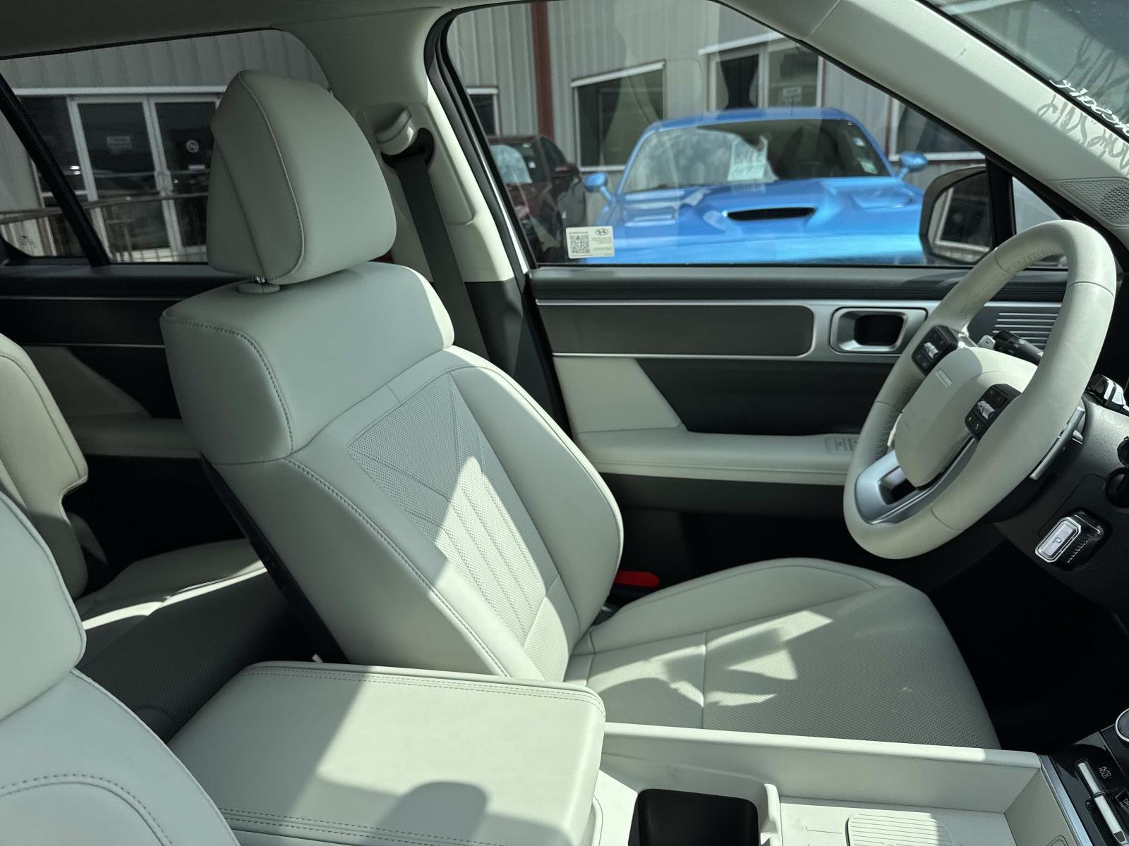 Used 2025 Serenity White Hyundai SEL image 10