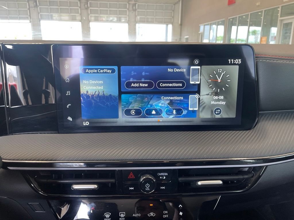 Certified Used 2025 Red Nissan SR image 15