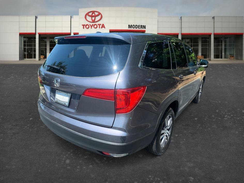 Used 2017 Modern Steel Honda EX-L image 5
