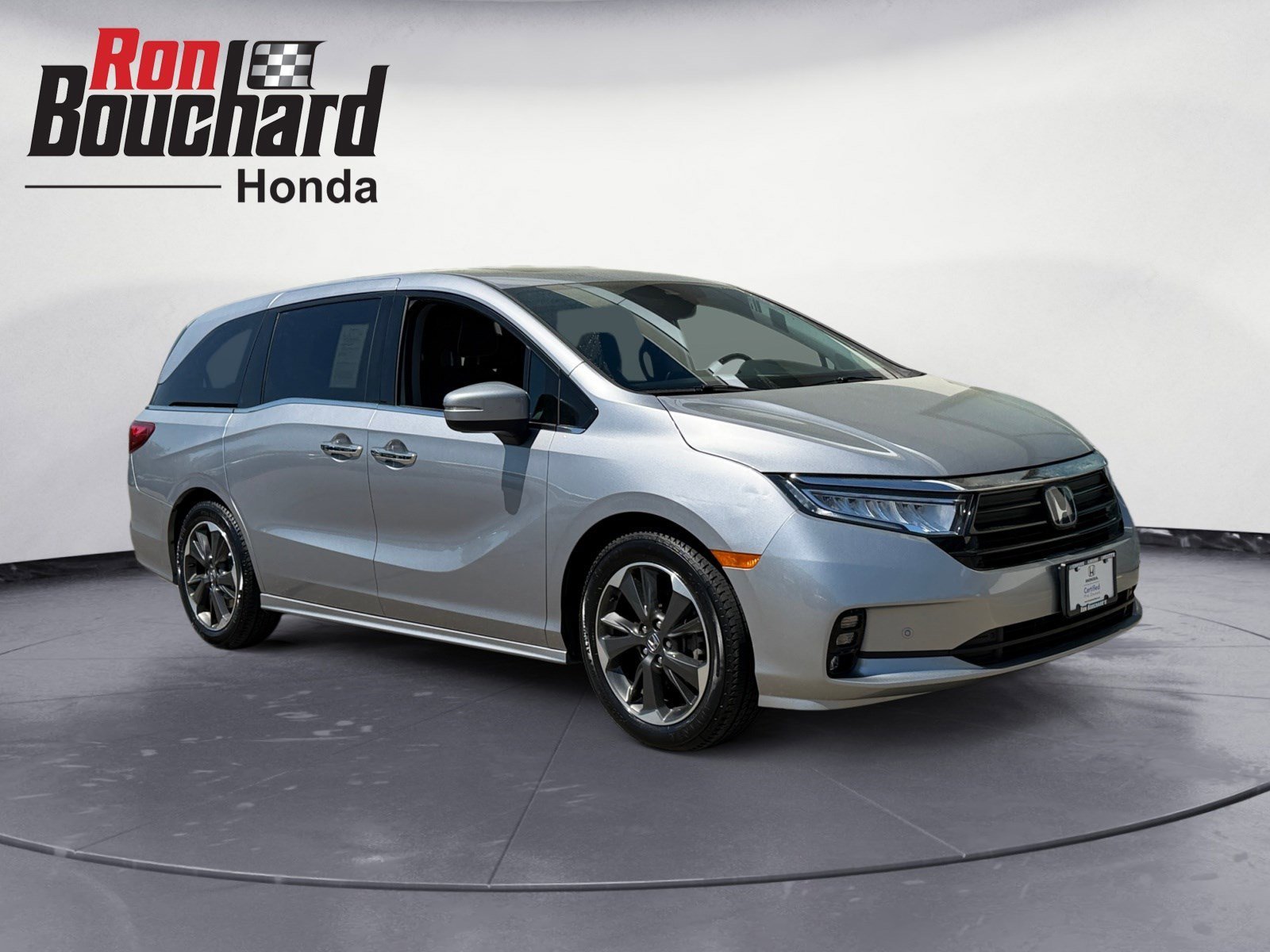 2023 Honda Odyssey Elite's photo