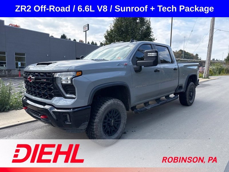 Used 2025 Gray Chevrolet ZR2 image 3