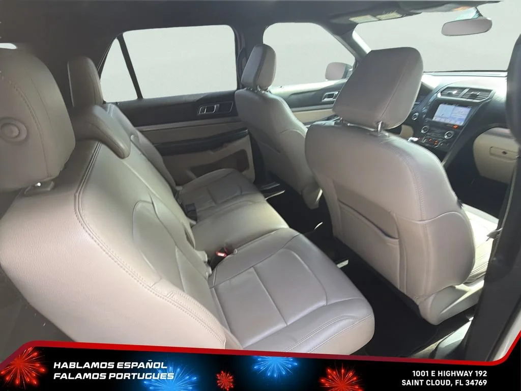 Used 2018 Beige Ford XLT image 27