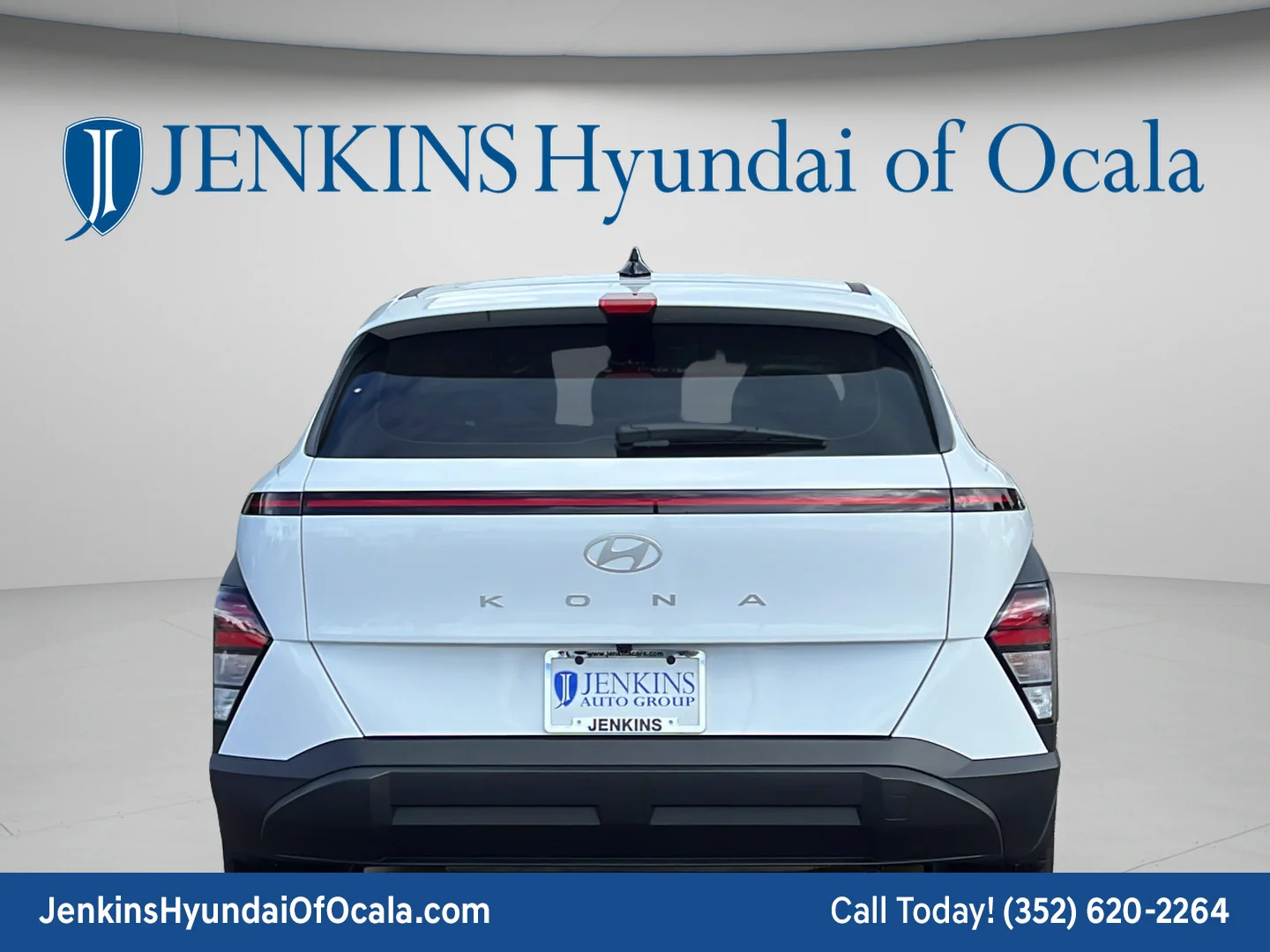 Used 2026 Atlas White Hyundai SE image 4