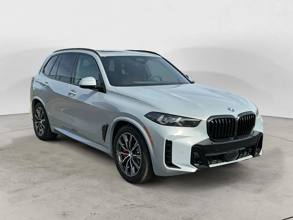 2026 BMW X5 xDrive50e's photo